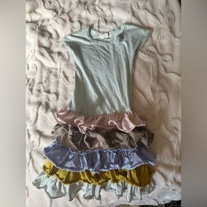 The cutest Multicolor Ruffle Kids Dress size 4t